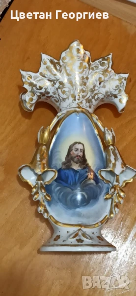 порцеланова католическа ваза, снимка 1