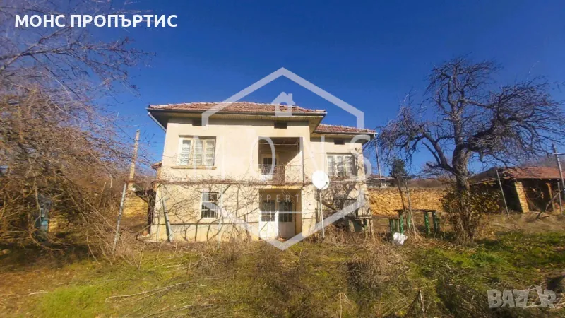 Къща на два етажа в с. Вишовград, обл. Велико Търново, снимка 1