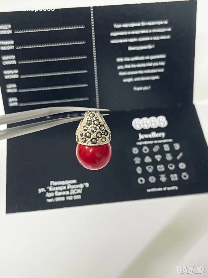 Сребърна висулка с марказити и червен имитационен камък, снимка 1