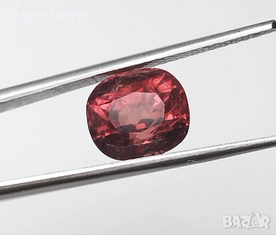 Рядък 2.49кт естествен ненагряван Падпараджа шпинел от Мианмар! Сертифициран! Нов!, снимка 11 - Други - 53649383