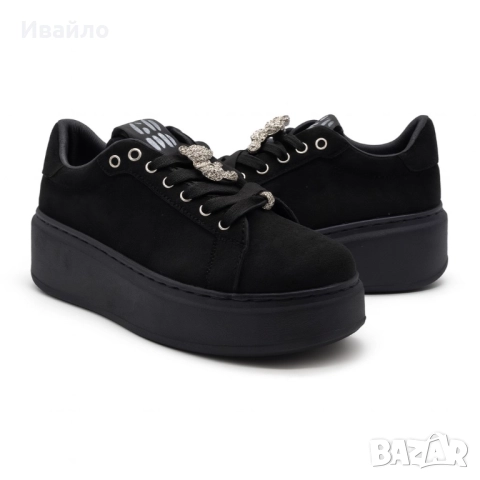 Дамски спортни обувки от еко велур на платформа и подвижен метален аксесоар, снимка 3 - Дамски ежедневни обувки - 52096648