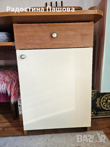 Бюро, снимка 4 - Бюра - 52946363