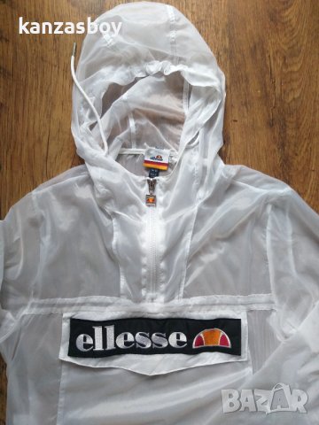 Ellesse Azzuro - страхотна дамска ветровка КАТО НОВА, снимка 4 - Спортни екипи - 40739034