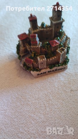 Продавам две миниатюрни къщички , снимка 7 - Антикварни и старинни предмети - 41966418