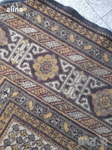 Килимче тип персийско 68 см, снимка 2 - Килими - 51417430