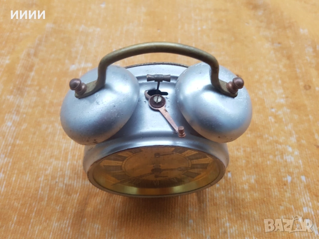 Часовник будилник KIENZLE 