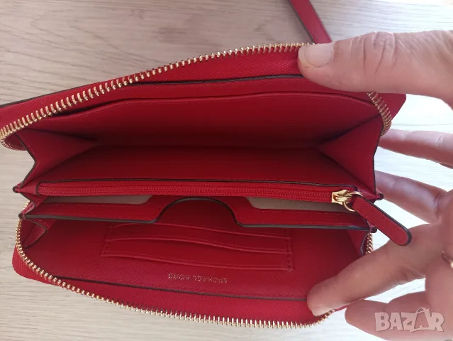 Дамски портфейл Michael Kors, снимка 6 - Портфейли, портмонета - 55889209
