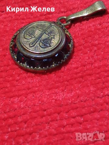 СТАРИНЕН БРОНЗОВ СКЪПОЦЕНЕН МЕДАЛЬОН ЗОДИЯ ВЕЗНИ с ГРАНАТИ ШЛИФОВАНИ ЮВЕЛИРНА РАБОТА МИНИАТЮРА 22676, снимка 6 - Антикварни и старинни предмети - 33135113