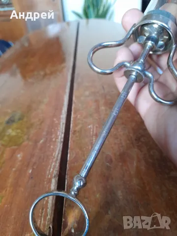 Стар шприц за медицински промивки, снимка 4 - Други ценни предмети - 47943613