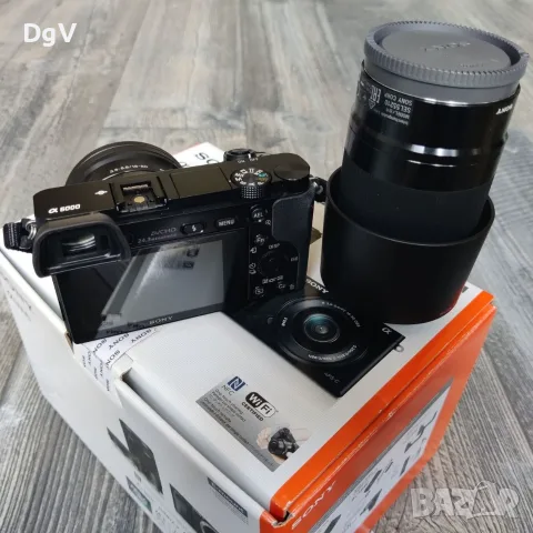 Sony A6000 + 2 обективa Sony SEL 16-50mm f/3.5-5.6 PZ обектив Sony SEL 55-210mm, снимка 3 - Фотоапарати - 55864188