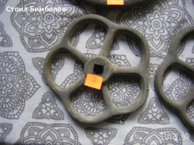 Дръжки, врътки за чугунени кранове, снимка 16 - Резервни части за машини - 50404141