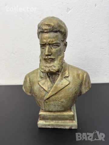 Бронзиран бюст на Христо Ботев. №7749