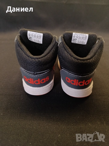 Бебешки маратонки Adidas , снимка 3 - Бебешки обувки - 53387657