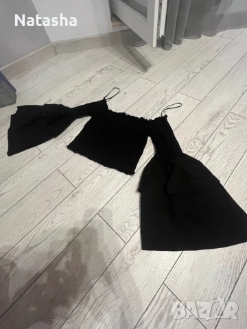 Топ, снимка 2 - Корсети, бюстиета, топове - 51291804