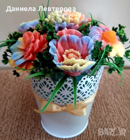 Букет от цветя от глицеринов сапун..., снимка 2 - Декорация за дома - 40805975