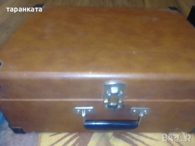 работещ грамофон в куфар със вградени говорители и усилвател , снимка 3 - Грамофони - 51887994