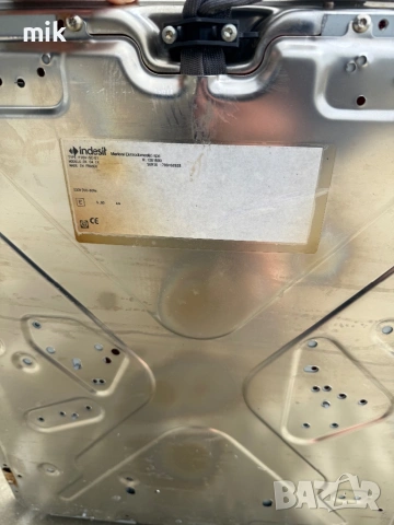 Керамичен плот за вграждане Indesit, снимка 4 - Котлони - 53401270