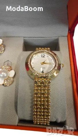 Дамски часовник с комплект бижута - Перфектния подарък за всяка жена, снимка 2 - Бижутерийни комплекти - 48682079