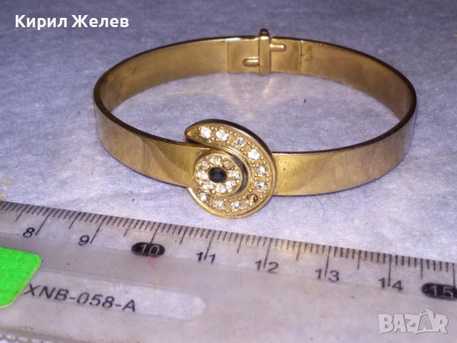 ПРЕКРАСНА ПОЗЛАТЕНА ФЕШЪН АРТ МЕДНА ГРИВНА с ИСКРЯЩИ ФАСЕТИРАНИ ЦИРКОНИ 26556