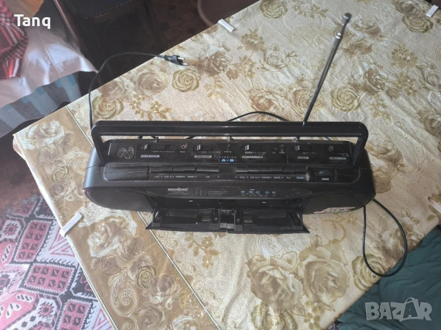 Касетофон Megatone ( Без забележки), снимка 5 - Радиокасетофони, транзистори - 50817408