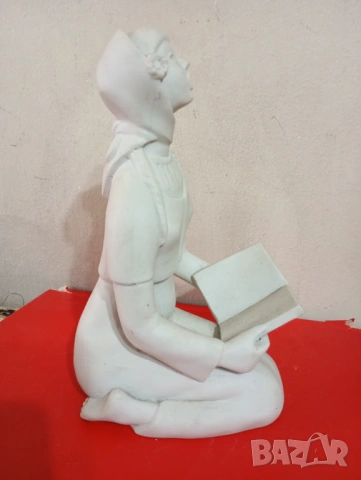 Керамична статуетка, снимка 3 - Други ценни предмети - 53657989