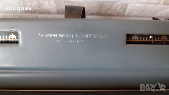 Стара пишеща машина TRIUMPH STANDART 12 - Made in Germany - 1940 година - Антика, снимка 8 - Антикварни и старинни предмети - 42249822