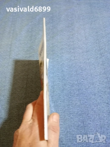 Списание "Галерия бродерия" 05/2018, снимка 3 - Списания и комикси - 53349467