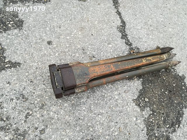 поръчана-стара тринога-дърво и метал 1701231835, снимка 7 - Антикварни и старинни предмети - 39340491