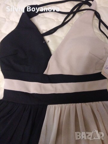 Елегантна рокля в съчетание екрю и черно 