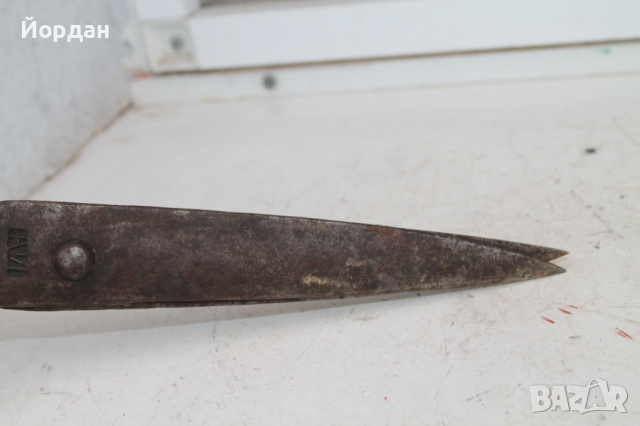 Стара кована ножица майстор ''А.И" , снимка 7 - Антикварни и старинни предмети - 44716298