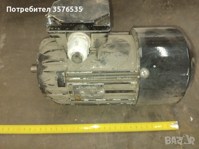 Електродвигател BESEL 0.55kW (550W), 1360 об/мин, Трифазен