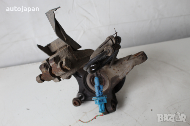 Преден десен шенкел Пежо 206 1.4 75кс 2врати 02г Peugeot 206 1.4 75hp 2002, снимка 2 - Части - 44731253