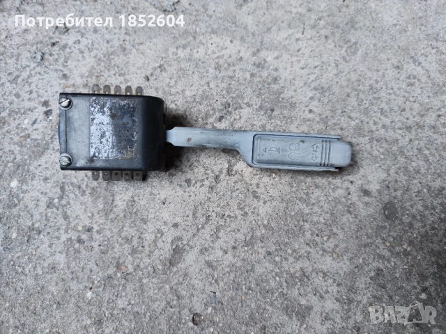 Лостче светлини, мигачии и клаксон Шкода Фаворит, снимка 5 - Части - 53078107