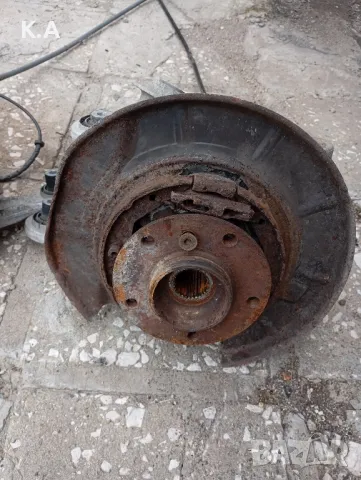 Задни шенкели BMW E39 520i Комби, снимка 2 - Части - 50334887