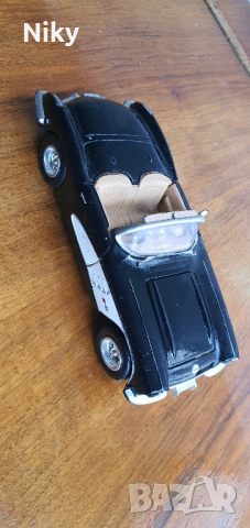 Chevy 1959 1:24, снимка 7 - Колекции - 44782644