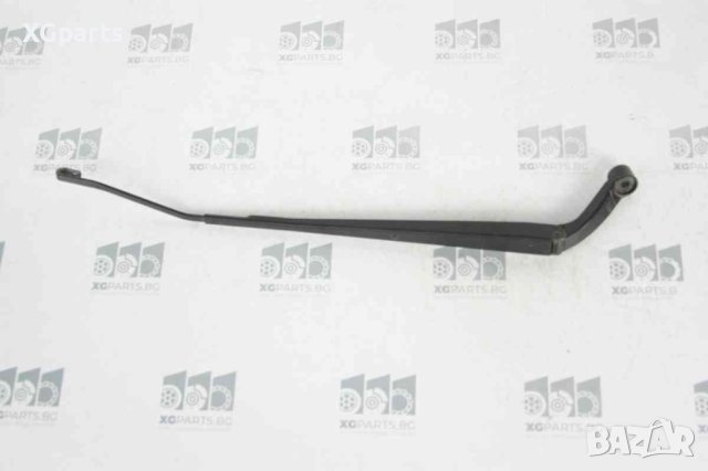 Дясно рамо чистачка за Toyota Corolla E12 хечбек (2001-2007)