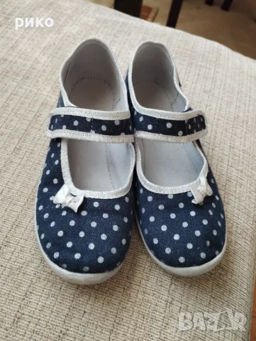 Пантофи , снимка 4 - Детски пантофи - 47642801