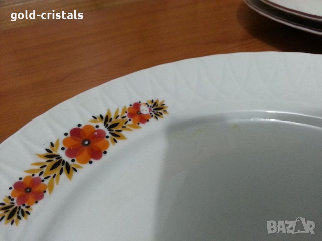 Стар български порцелан чинии плитки, снимка 4 - Антикварни и старинни предмети - 34719452