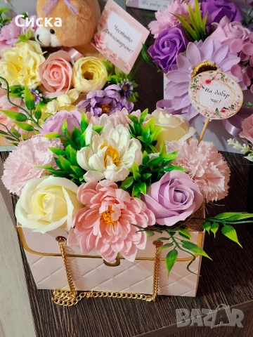 Кокетни чанти със сапунени цветя от пластичен сапун, снимка 5 - Подаръци за жени - 50498815