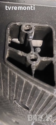 крачета за телевизор TCL модел 43EP660​​, снимка 3 - Стойки, 3D очила, аксесоари - 41770608