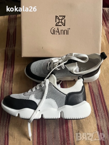 Обувки Gianni номер 39