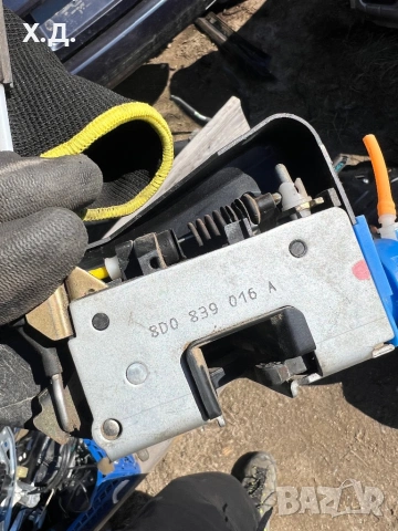 Задна лява брава Ауди А4 Б5 1996г, снимка 3 - Части - 53623301