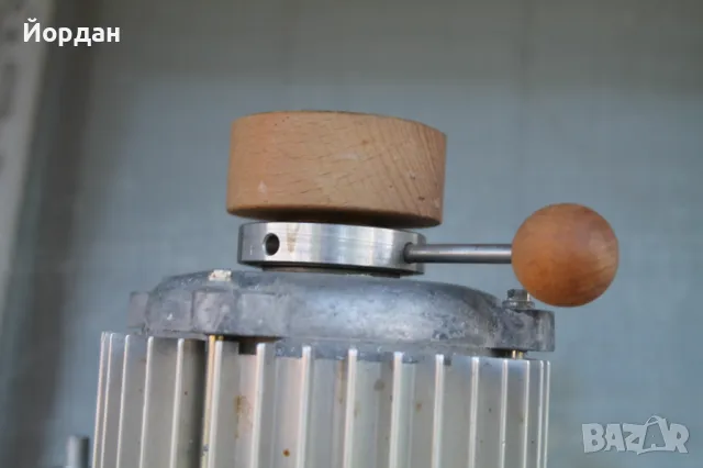 Немска мелничка за кафе и подправки ''Hawos'', снимка 6 - Антикварни и старинни предмети - 49988002