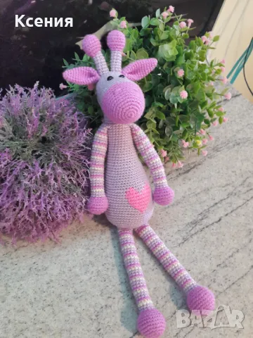 Подаръци за Св. Валентин. Плетена играчка Жираф, Ръчно изработена, Перфектен подарък, снимка 3 - Плюшени играчки - 48065228