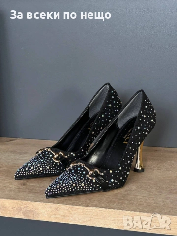 Gucci Дамски Обувки С Кристали И С Метален Ток - 2 Налични Цвята Код E1258, снимка 6 - Дамски обувки на ток - 53755648