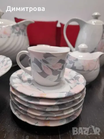 Голям ретро порцеланов сервиз за хранене, чай и кафе, снимка 9 - Сервизи - 49869309
