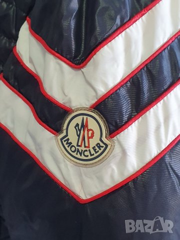 MONCLER р-р M оригинално ПУХЕНО, снимка 3 - Якета - 42378550