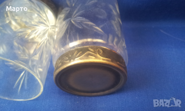 Руски ракиени кристални чашки с метално дъно, ръчна гравюра, снимка 7 - Чаши - 36167173
