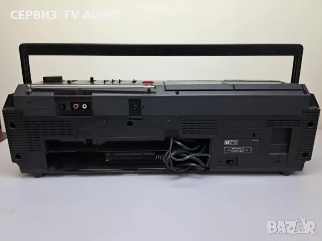 HITACHI TRK-3D30E  BOOMBOX 