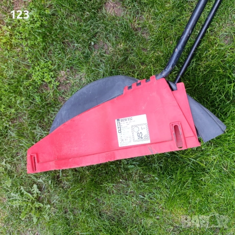 Косачка електрическа Budget BEM 932 на части, снимка 2 - Градинска техника - 52287163